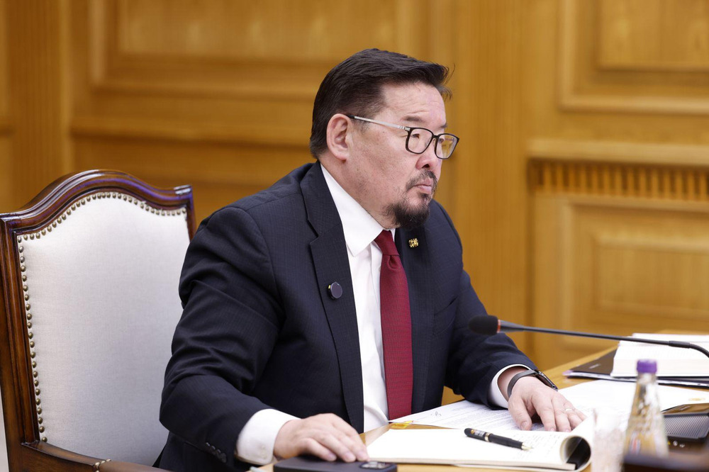 Г.Занданшатар гурав ялагдлаа