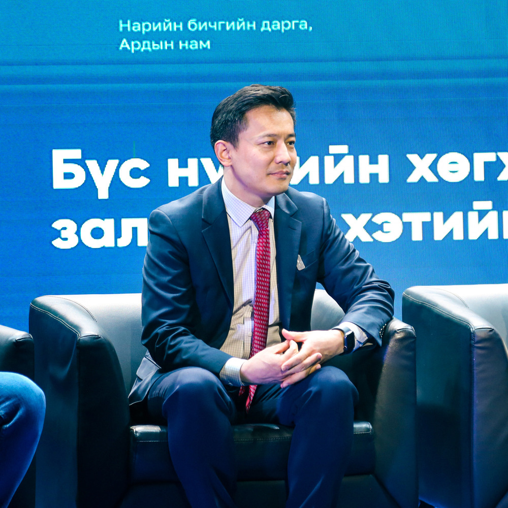 Амны салиа нь арилаагүй О.Батнайрамдал Лу.Гантөмөрийг дуэльд дуудахын учир