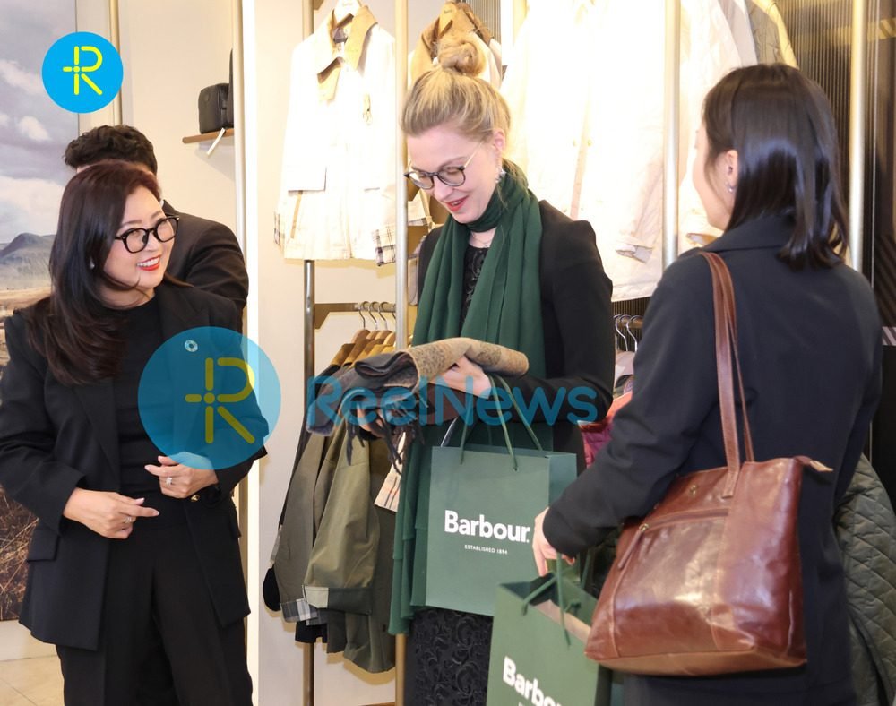 ФОТО: Английн Outdoor брэнд Barbour албан ёсны эрхтэйгээр Монголд дэлгүүрээ нээлээ!